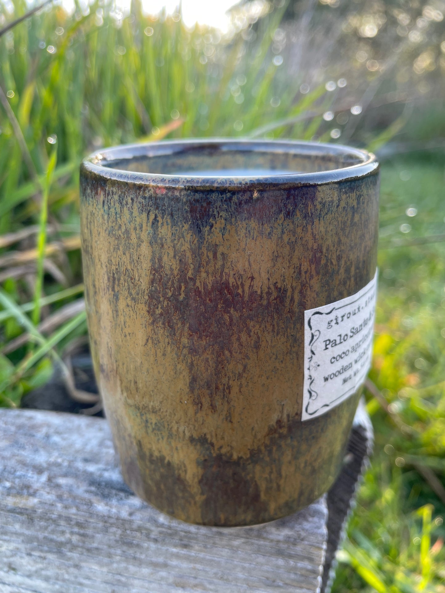 Palo Santo & Sage Wooden Wick Candle (in 2 colors)